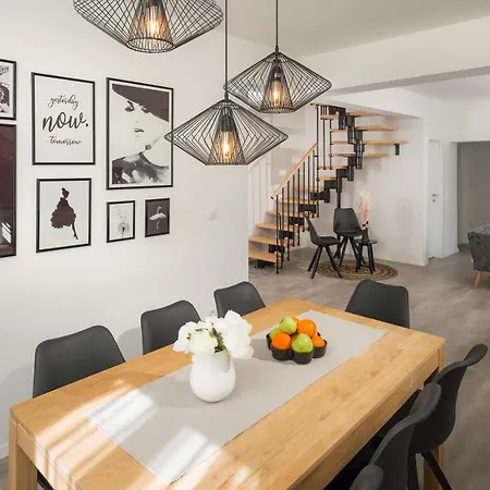 Villa Roko- The Spacious Luxury *