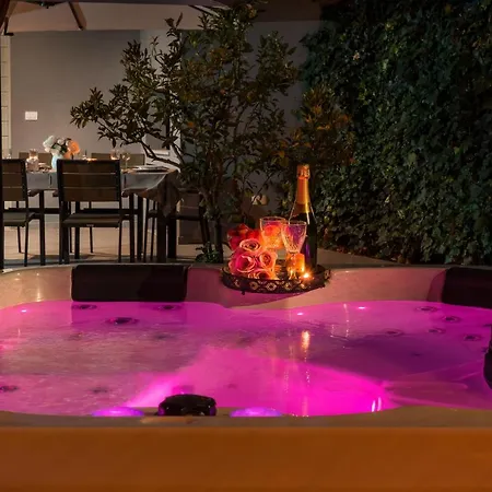 Roko- The Spacious Luxury Villa