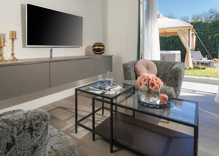 Villa Roko- The Spacious Luxury